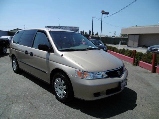 2001 Honda Odyssey L.T. 4-w.d. 5.3L