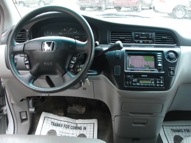 2002 Honda Odyssey LS 2WD