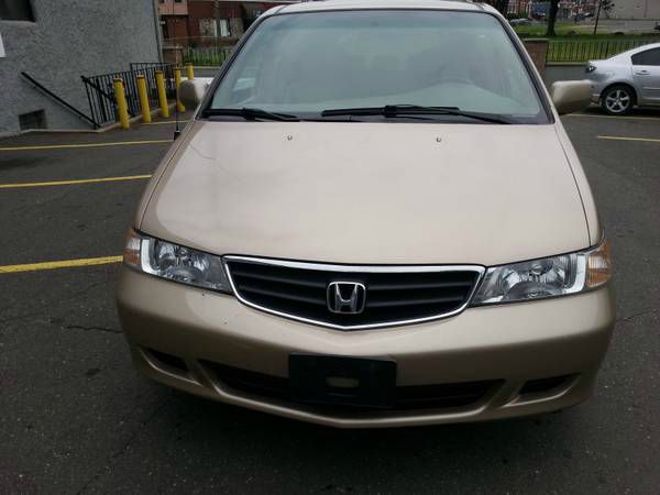 2002 Honda Odyssey LS 2WD