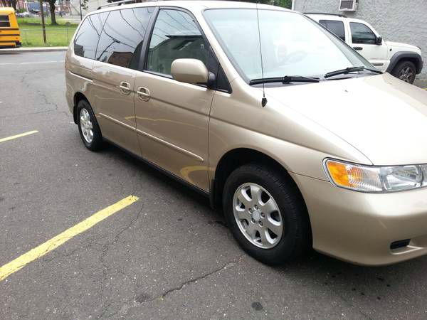 2002 Honda Odyssey LS 2WD