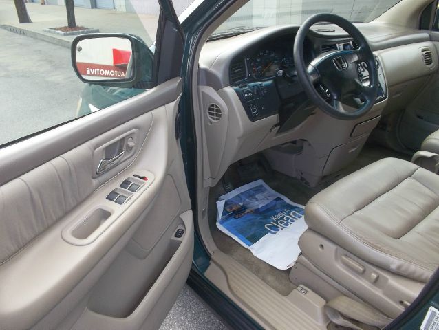 2003 Honda Odyssey GS 43