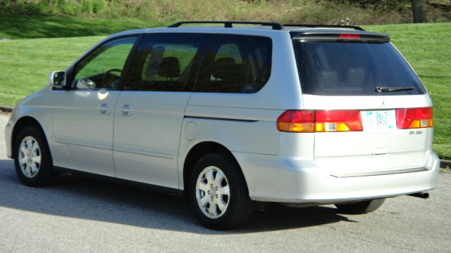 2003 Honda Odyssey AWD LT - 29 MPG For HWY