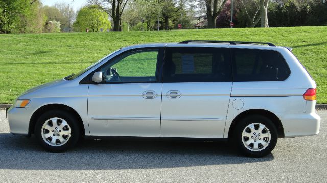 2003 Honda Odyssey AWD LT - 29 MPG For HWY