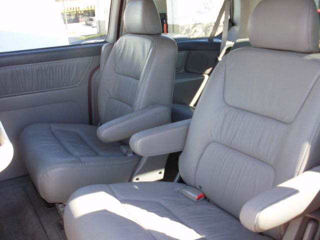 2003 Honda Odyssey GS 43