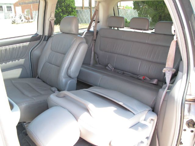 2003 Honda Odyssey GS 43