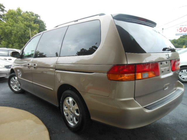 2004 Honda Odyssey 4dr Quad Cab 160.5 DRW 4WD Laramie