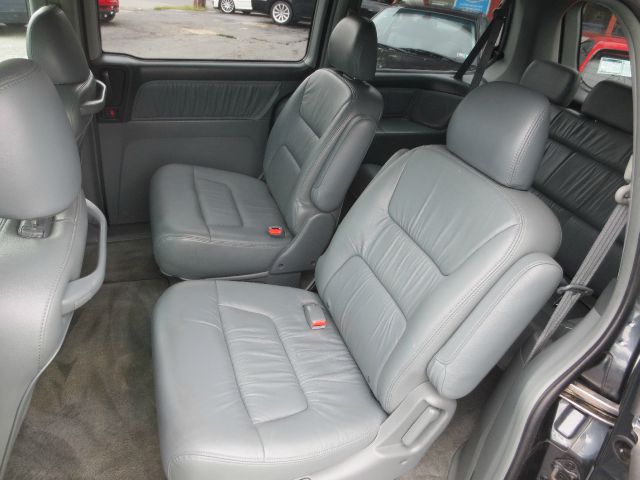 2004 Honda Odyssey GS 43