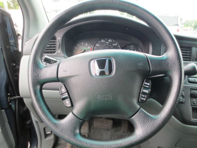 2004 Honda Odyssey GS 43