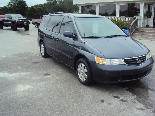 2004 Honda Odyssey 4dr Quad Cab 160.5 DRW 4WD Laramie