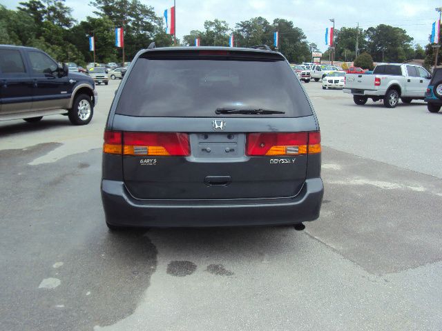 2004 Honda Odyssey 4dr Quad Cab 160.5 DRW 4WD Laramie