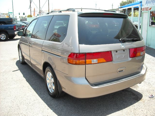 2004 Honda Odyssey GS 43