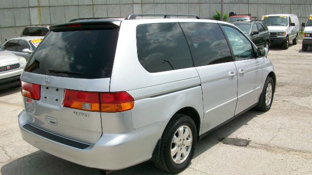 2004 Honda Odyssey 4dr Quad Cab 160.5 DRW 4WD Laramie