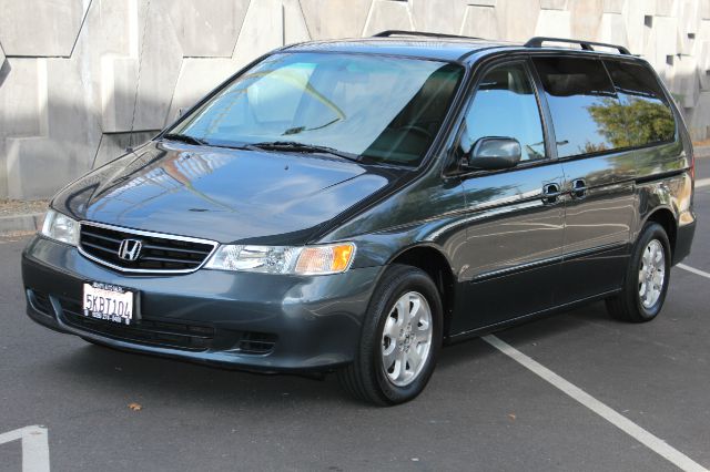 2004 Honda Odyssey 4dr Quad Cab 160.5 DRW 4WD Laramie