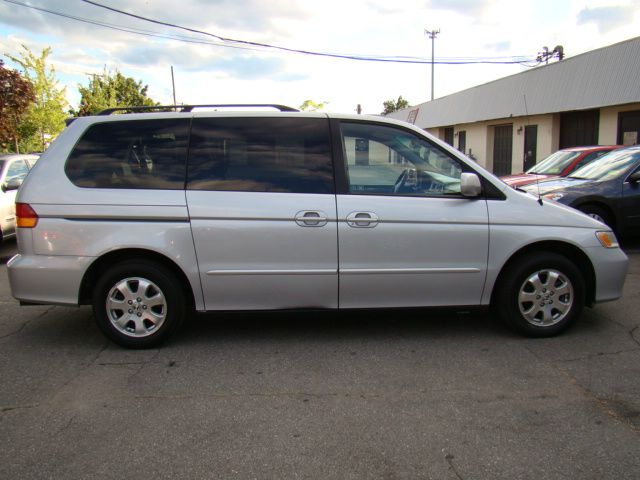 2004 Honda Odyssey 2500hd LS 4X4