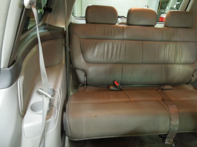 2004 Honda Odyssey GS 43