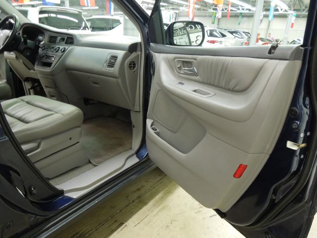 2004 Honda Odyssey GS 43