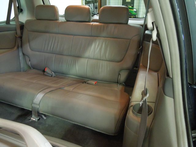 2004 Honda Odyssey GS 43