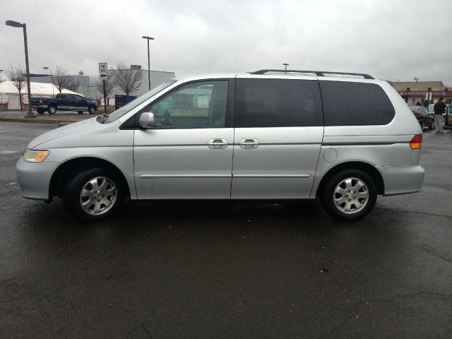 2004 Honda Odyssey 4dr Quad Cab 160.5 DRW 4WD Laramie