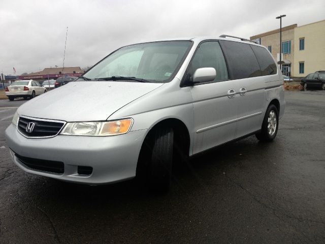 2004 Honda Odyssey 4dr Quad Cab 160.5 DRW 4WD Laramie