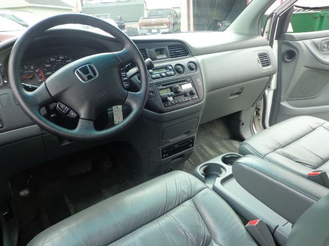 2004 Honda Odyssey 2500hd LS 4X4