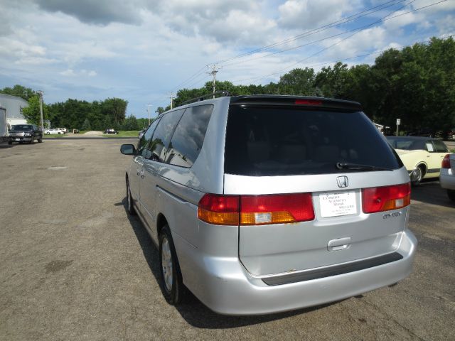 2004 Honda Odyssey 4dr Quad Cab 160.5 DRW 4WD Laramie