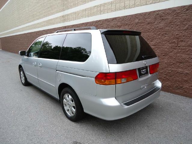 2004 Honda Odyssey GS 43