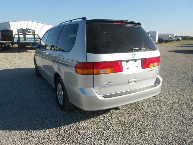 2004 Honda Odyssey 4dr Quad Cab 160.5 DRW 4WD Laramie