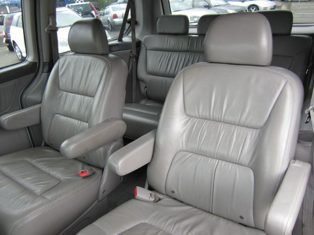 2004 Honda Odyssey GS 43