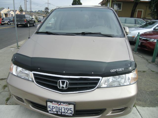 2004 Honda Odyssey GS 43