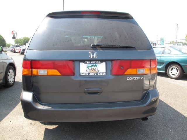 2004 Honda Odyssey GS 43