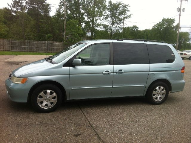 2004 Honda Odyssey 4dr Quad Cab 160.5 DRW 4WD Laramie