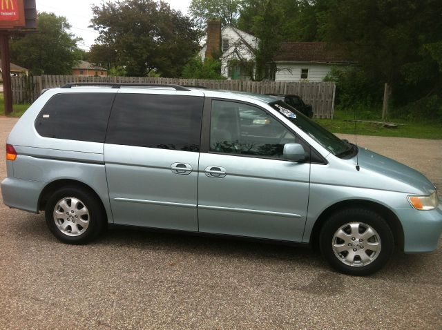 2004 Honda Odyssey 4dr Quad Cab 160.5 DRW 4WD Laramie