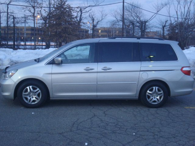 2005 Honda Odyssey GS 43