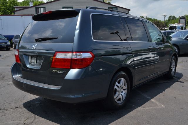 2005 Honda Odyssey GS 43