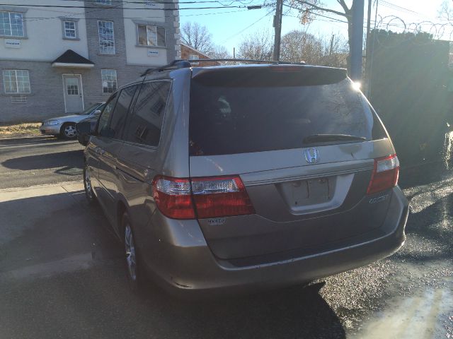 2005 Honda Odyssey GS 43