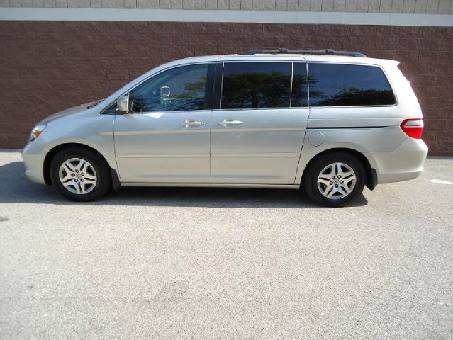 2005 Honda Odyssey GS 43