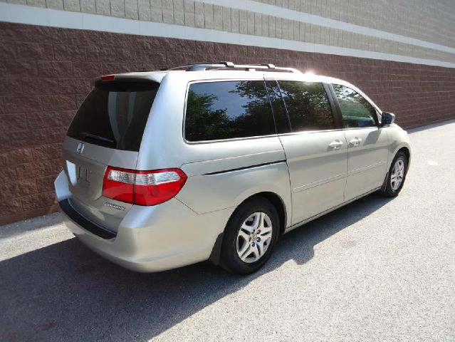 2005 Honda Odyssey GS 43