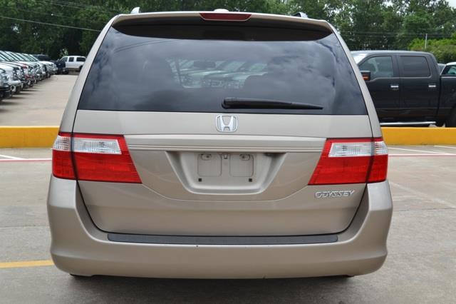 2005 Honda Odyssey LS 2WD