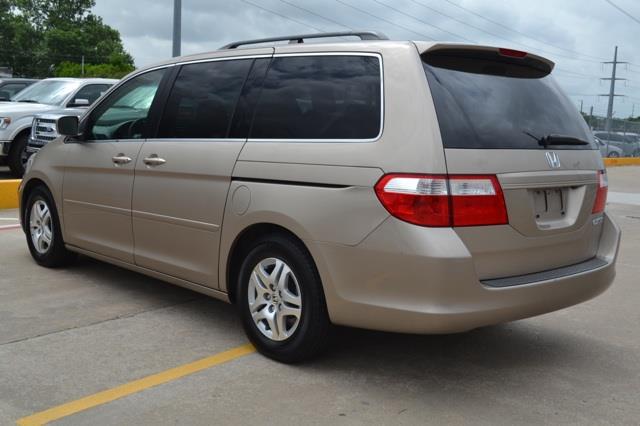 2005 Honda Odyssey LS 2WD