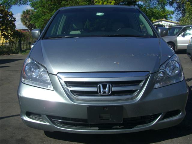 2005 Honda Odyssey LS 2WD