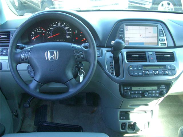 2005 Honda Odyssey LS 2WD