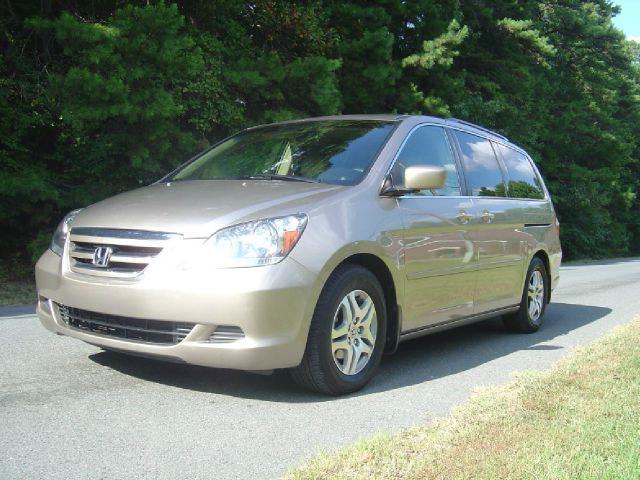 2005 Honda Odyssey SWB S