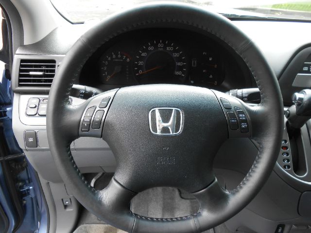 2006 Honda Odyssey LS 2WD