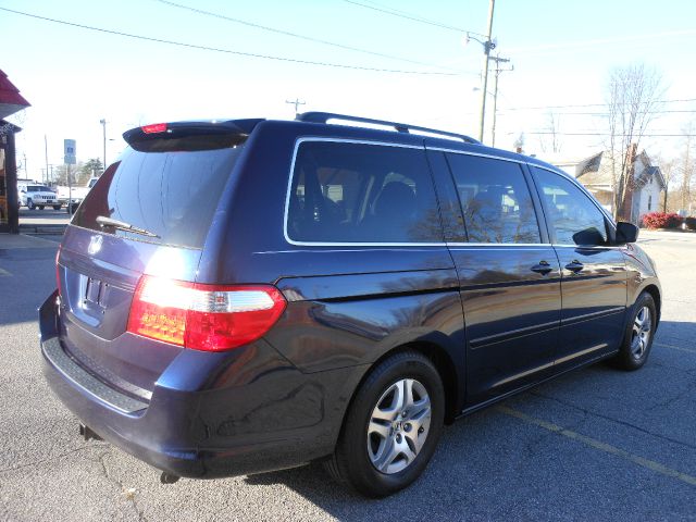 2006 Honda Odyssey LS 2WD