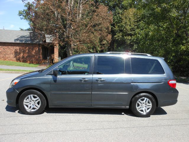 2006 Honda Odyssey LS 2WD