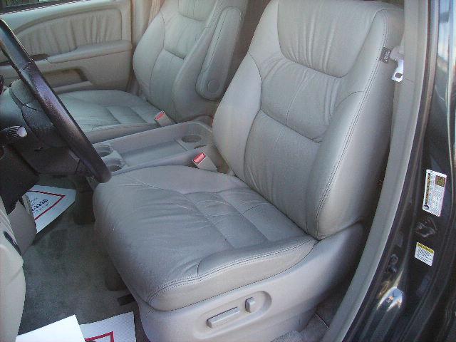 2006 Honda Odyssey LS 2WD