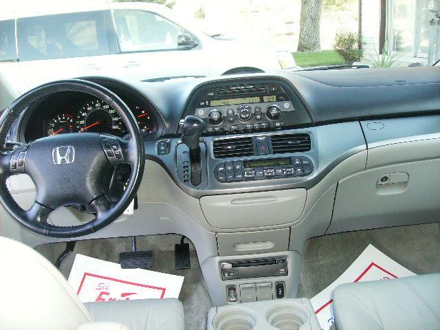 2006 Honda Odyssey LS 2WD