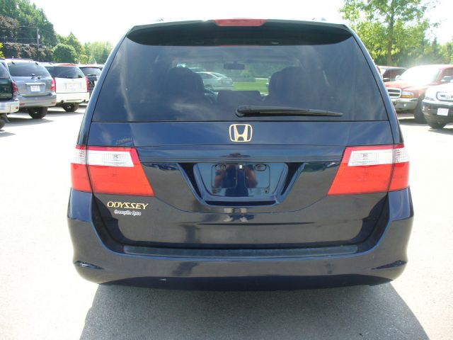 2006 Honda Odyssey LS 2WD