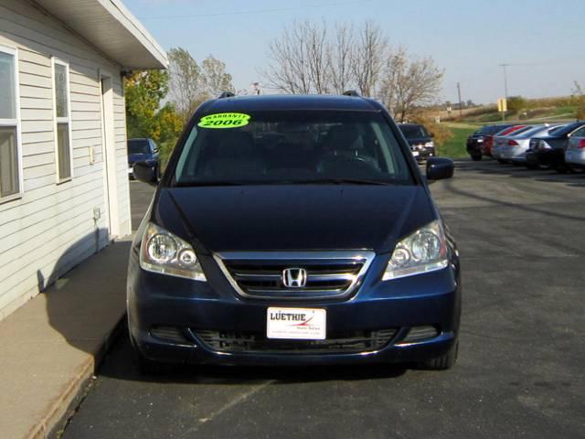 2006 Honda Odyssey LE 1.8L I4 DUAL Front Airbags