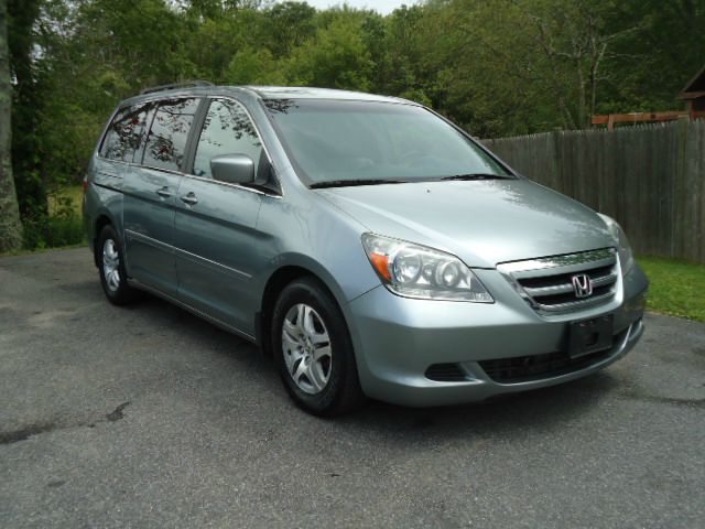 2006 Honda Odyssey LS 2WD